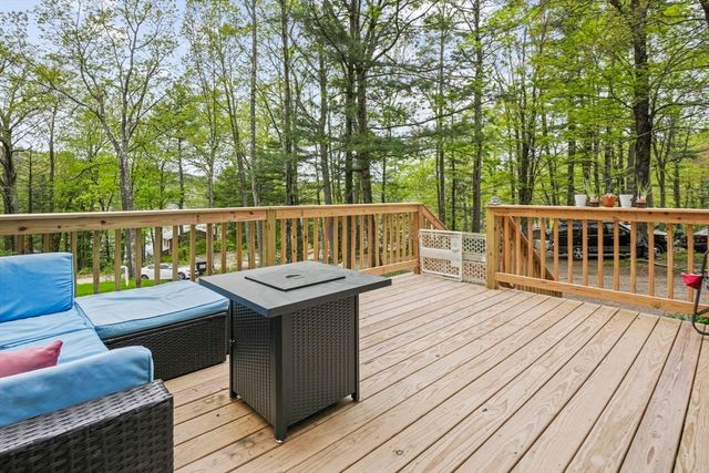 91 Deer Bay Rd, Ashby, MA 01431