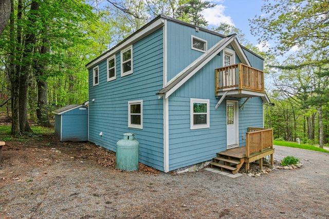 91 Deer Bay Rd, Ashby, MA 01431