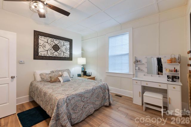 1208 Phillips Court, Gastonia, NC 28052