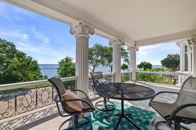1324 Main STREET, Racine, WI 53403