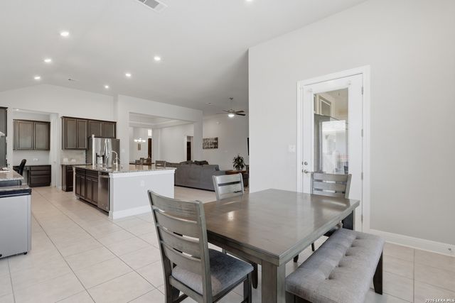 19014 SUMMER HVN, San Antonio, TX 78259