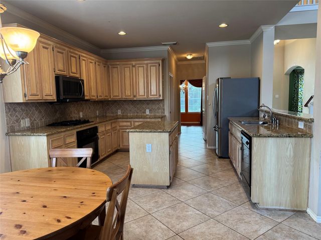 2311 Echo Harbor Drive, Pearland, TX 77584