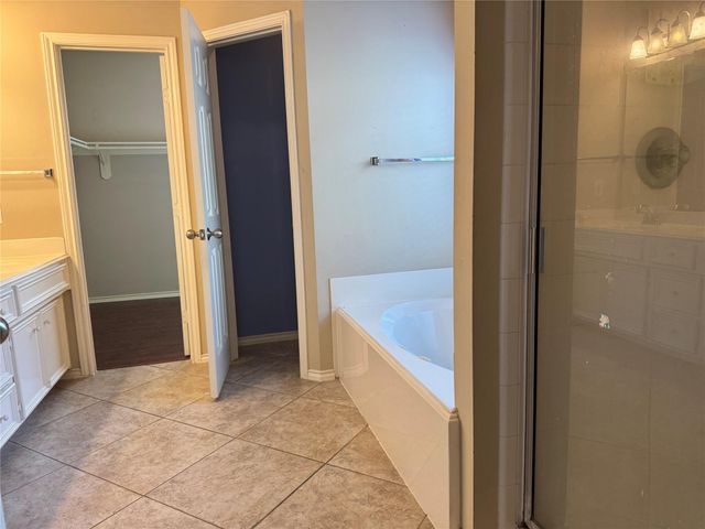 2311 Echo Harbor Drive, Pearland, TX 77584