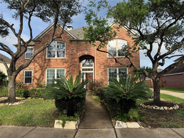 2311 Echo Harbor Drive, Pearland, TX 77584