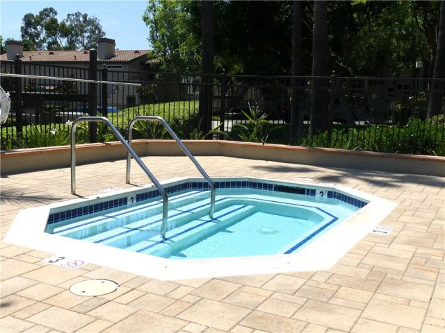 11 Via Pausa, Rancho Santa Margarita, CA 92688