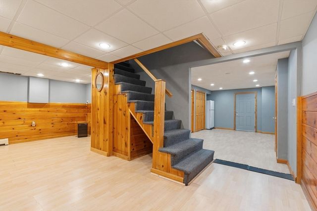 19 Villanova Dr, Westford, MA 01886