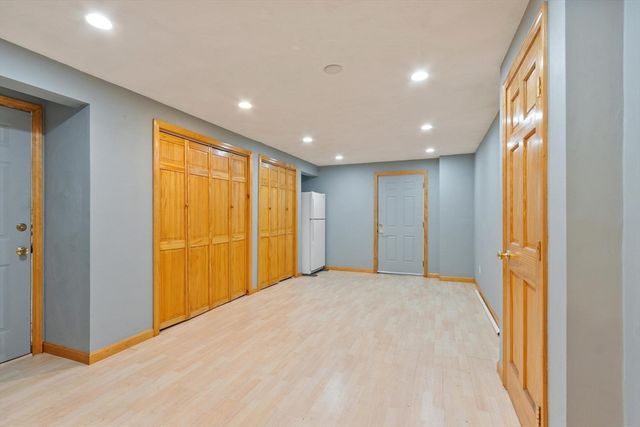 19 Villanova Dr, Westford, MA 01886