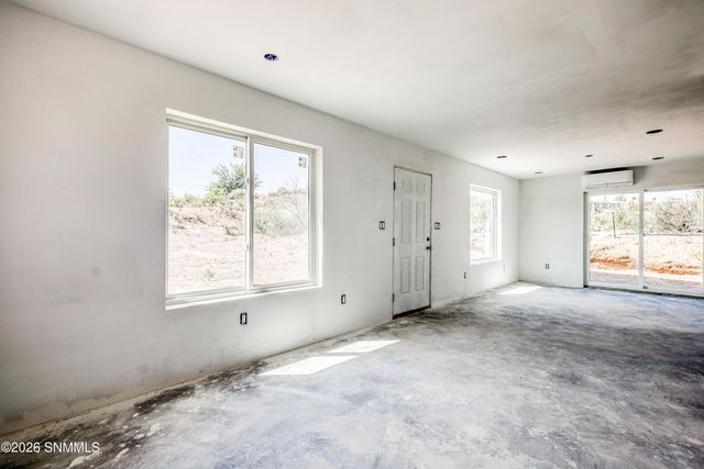 487 Ruby Hills Court, Las Cruces, NM 88005