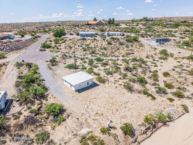 487 Ruby Hills Court, Las Cruces, NM 88005