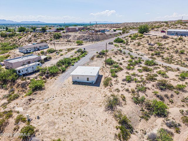 487 Ruby Hills Court, Las Cruces, NM 88005
