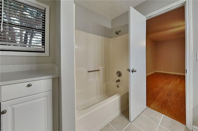 3521 Birchwood Trail, Snellville, GA 30078