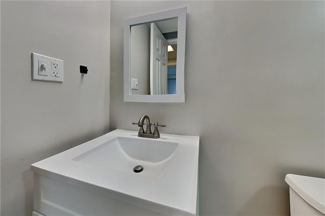 3521 Birchwood Trail, Snellville, GA 30078