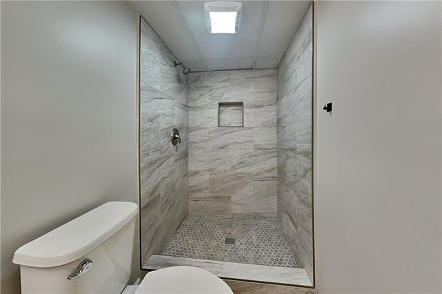 3521 Birchwood Trail, Snellville, GA 30078