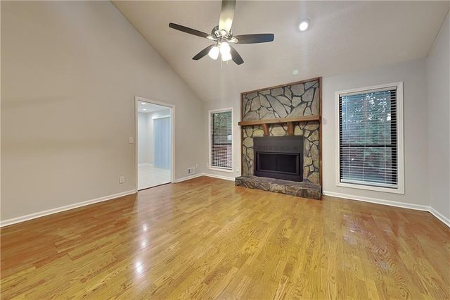 3521 Birchwood Trail, Snellville, GA 30078