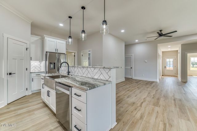 79 Slonaker Circle, Jonesborough, TN 37659