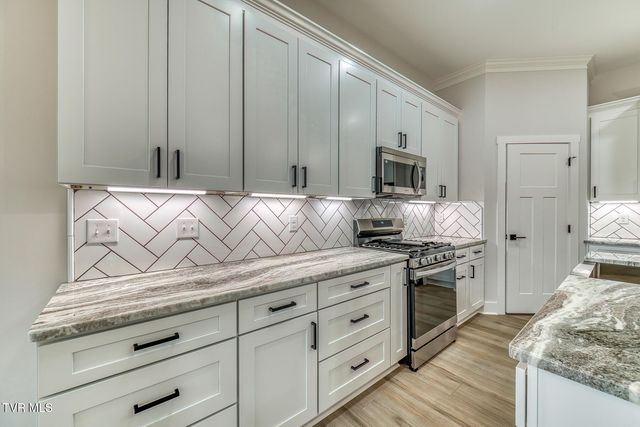 79 Slonaker Circle, Jonesborough, TN 37659