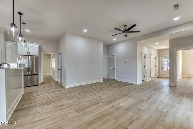 79 Slonaker Circle, Jonesborough, TN 37659