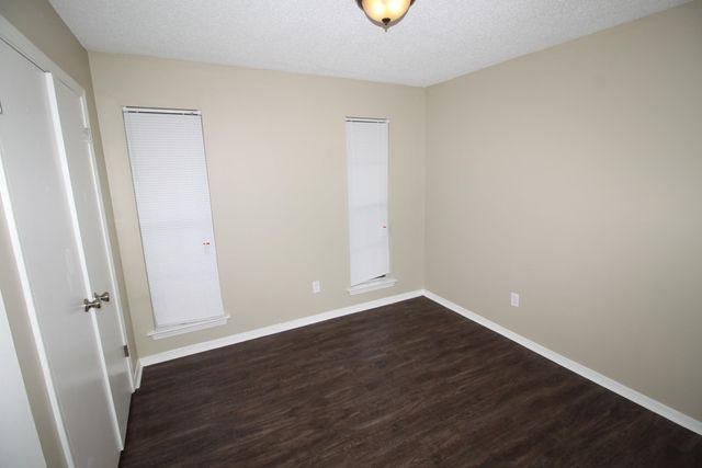 2831 GRUBER DR, Memphis, TN 38127