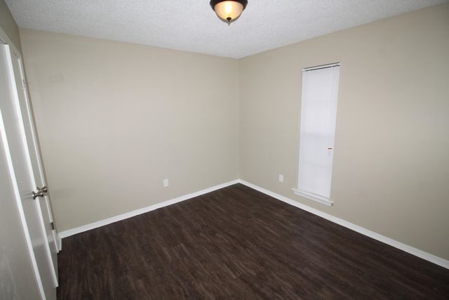 2831 GRUBER DR, Memphis, TN 38127