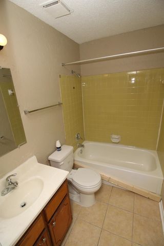 2831 GRUBER DR, Memphis, TN 38127