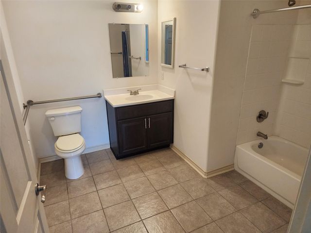 2510 24th Street, Dickinson, TX 77539