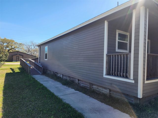 2510 24th Street, Dickinson, TX 77539