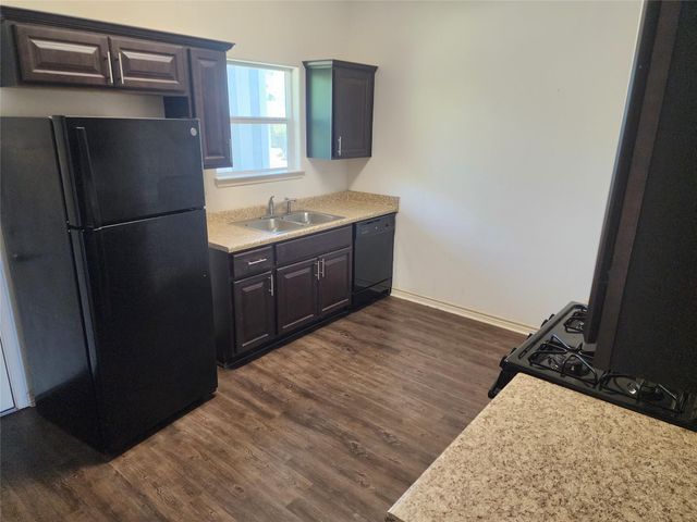 2510 24th Street, Dickinson, TX 77539