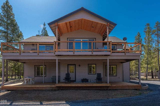 16780 Sun Country Drive, Bend, OR 97707