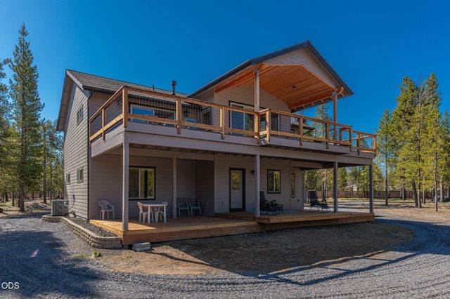 16780 Sun Country Drive, Bend, OR 97707