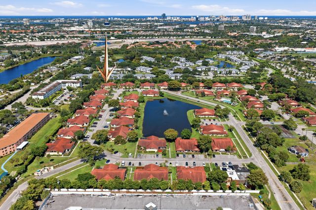 4353 Woodstock Drive N B, West Palm Beach, FL 33409