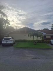 4353 Woodstock Drive N B, West Palm Beach, FL 33409