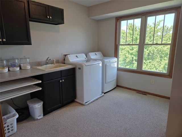 2013 Country Club Road, Indianola, IA 50125