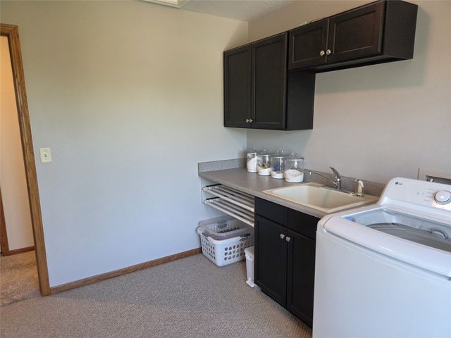 2013 Country Club Road, Indianola, IA 50125