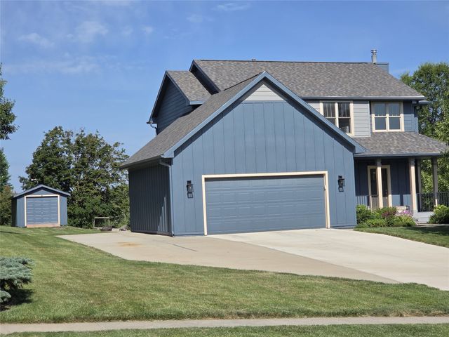 2013 Country Club Road, Indianola, IA 50125