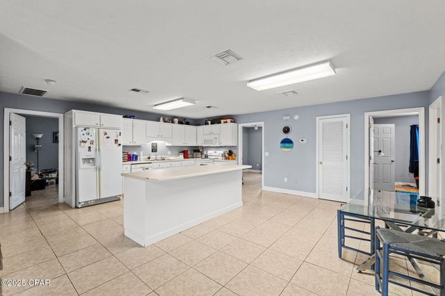 897 N Beach Way, Panama City, FL 32407