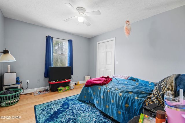 897 N Beach Way, Panama City, FL 32407