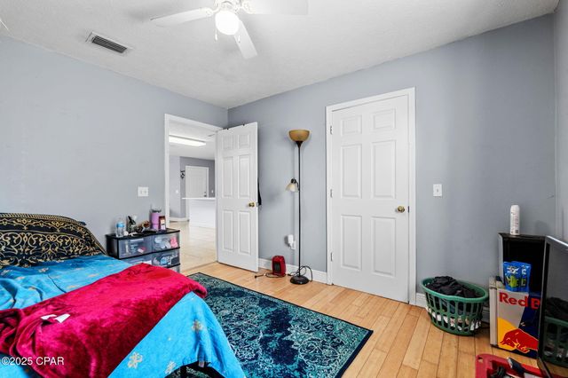 897 N Beach Way, Panama City, FL 32407