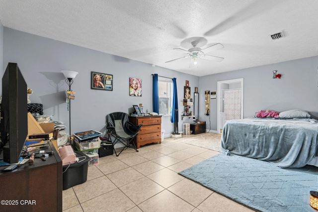 897 N Beach Way, Panama City, FL 32407