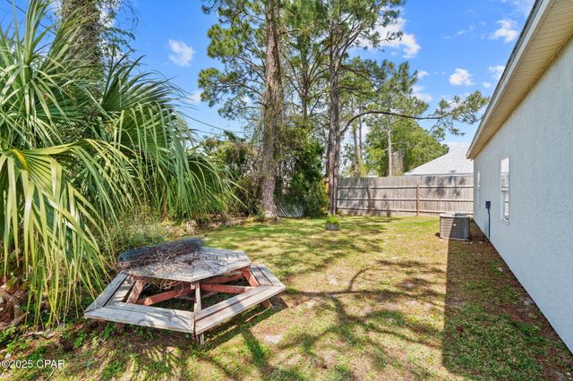 897 N Beach Way, Panama City, FL 32407