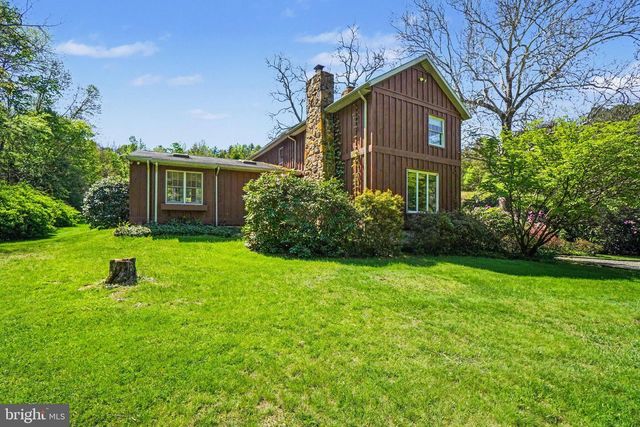 137 BELMAR LANE, Halifax, PA 17032