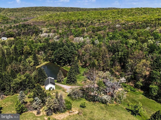 137 BELMAR LANE, Halifax, PA 17032