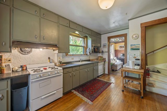 2920 Kingman Boulevard, Des Moines, IA 50311