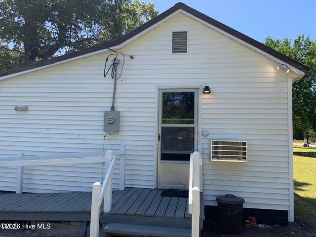 109 Revelle Park Lane, Murfreesboro, NC 27855