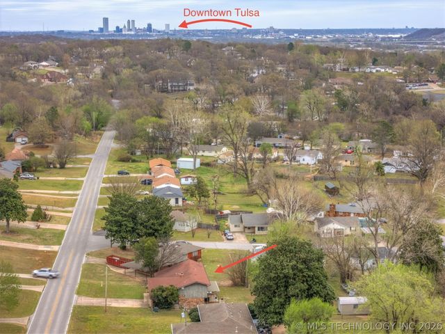 112 E 12th Street, Sand Springs, OK 74063