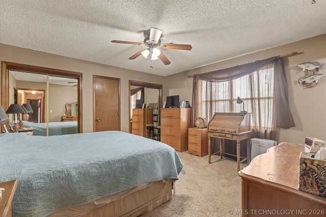 112 E 12th Street, Sand Springs, OK 74063