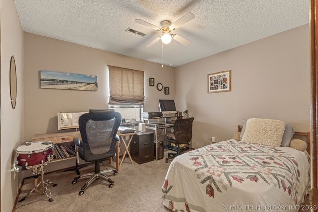 112 E 12th Street, Sand Springs, OK 74063