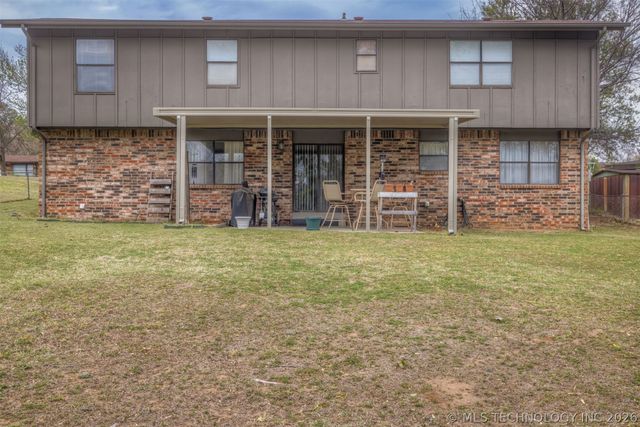 112 E 12th Street, Sand Springs, OK 74063