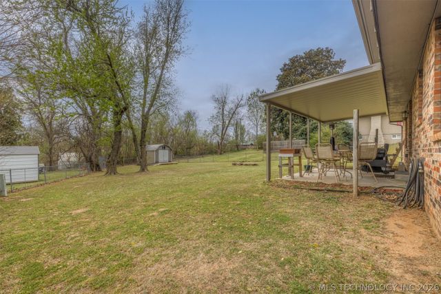 112 E 12th Street, Sand Springs, OK 74063
