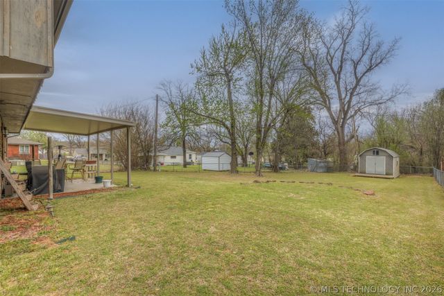 112 E 12th Street, Sand Springs, OK 74063