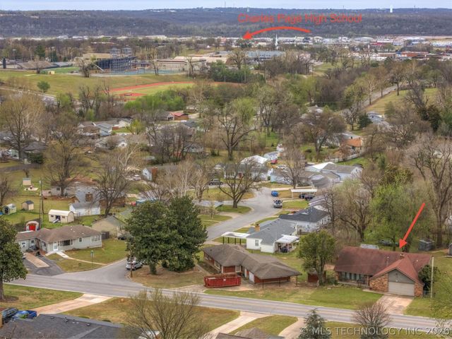 112 E 12th Street, Sand Springs, OK 74063